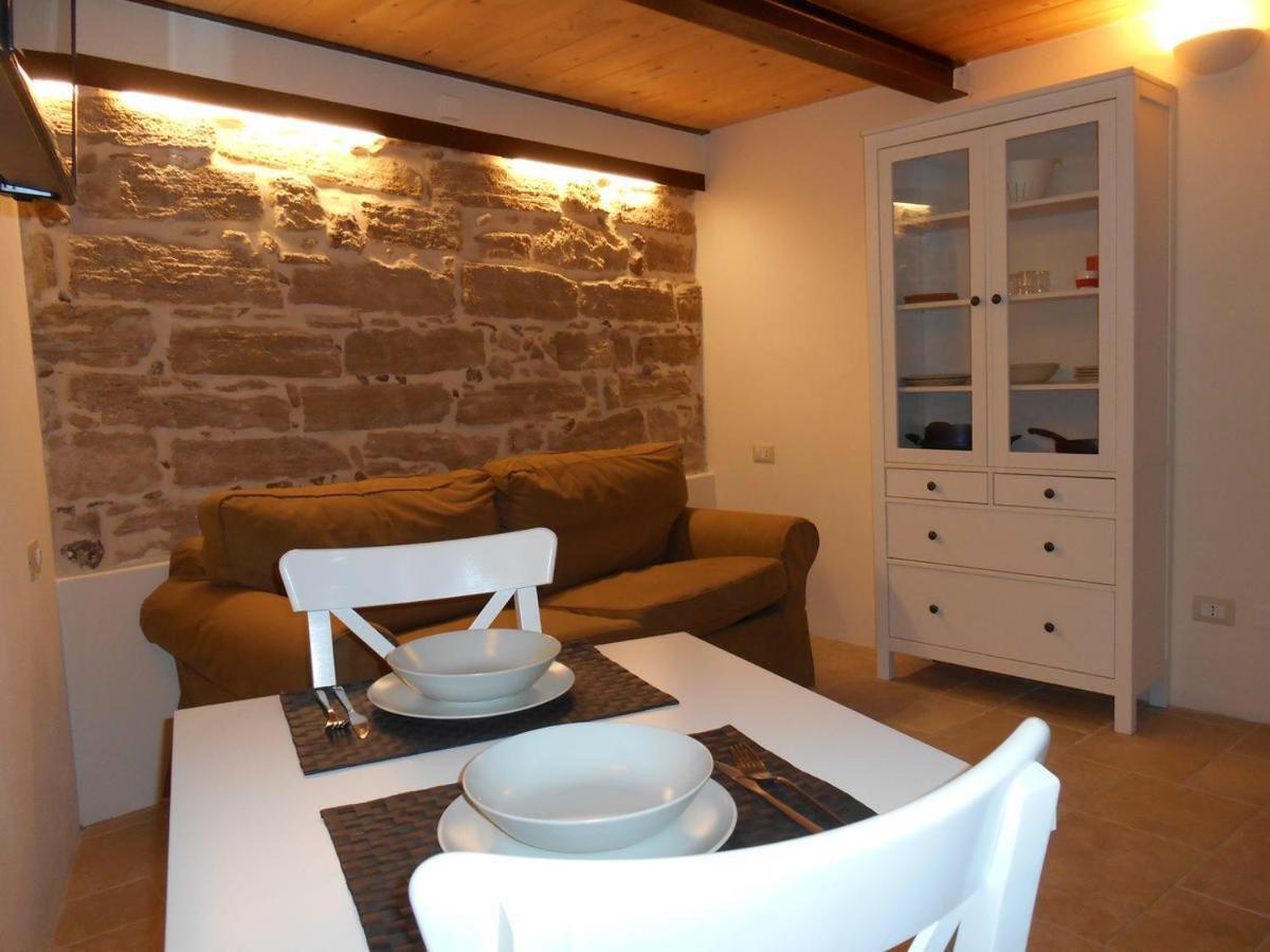 Suite Minerva 10 Steps From Piazza Civica 알게로 외부 사진